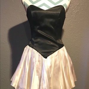 Holiday 80’s vintage gown